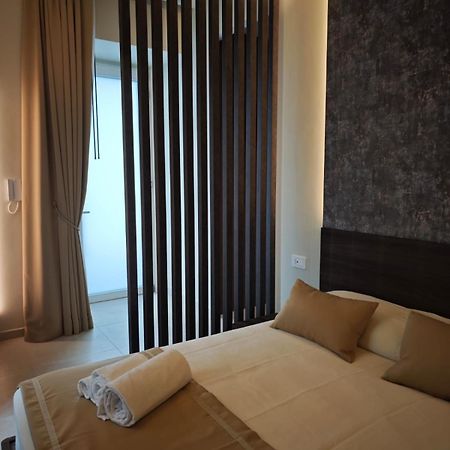 Shanti Rooms & Apartments Castello Баколі Екстер'єр фото